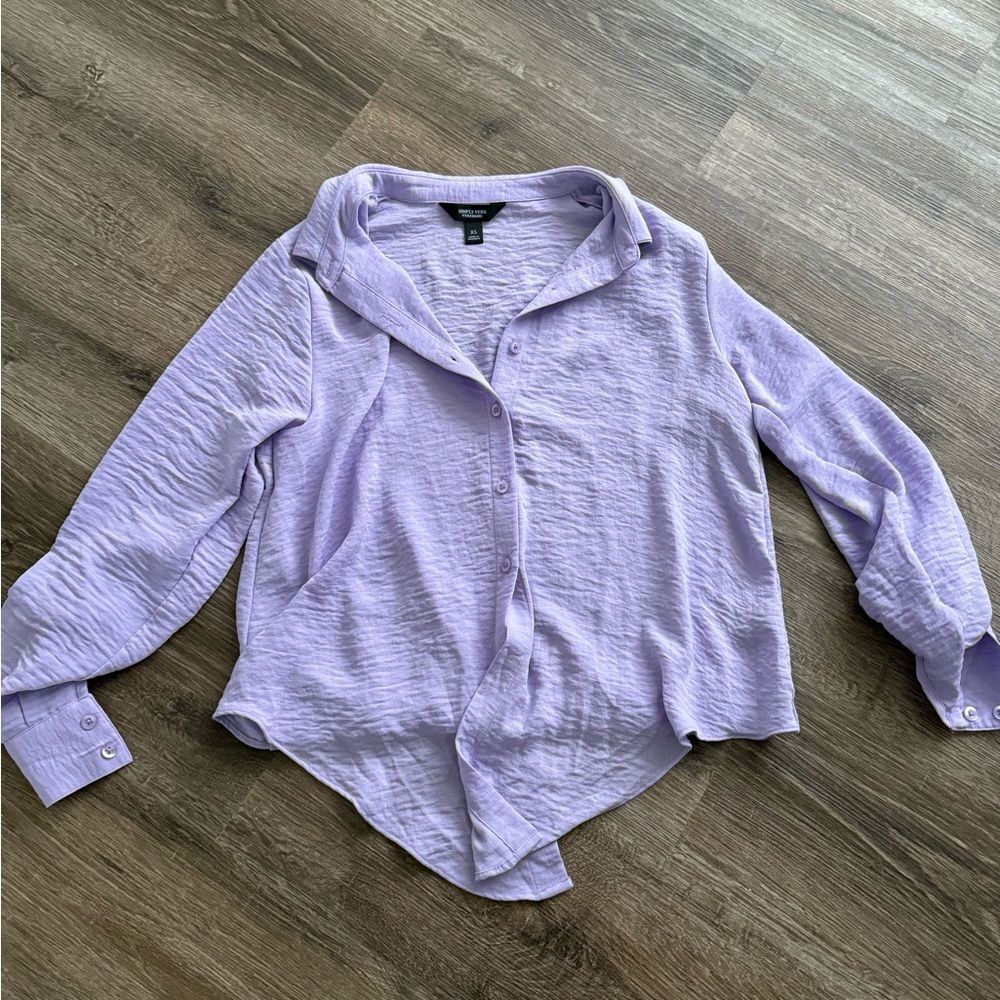 Simply Vera by Vera wang blouse